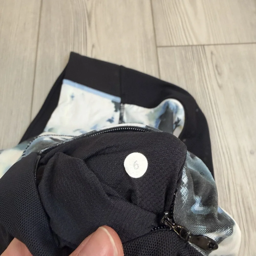 Lululemon Leggings Womens‎ 6 Blue Black Print Stop At Nothing Crop Yoga Gym